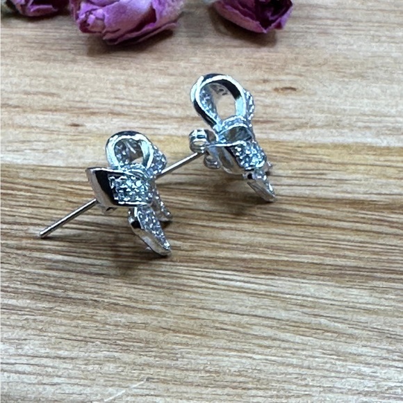 Bow earrings - Picture 3 of 4